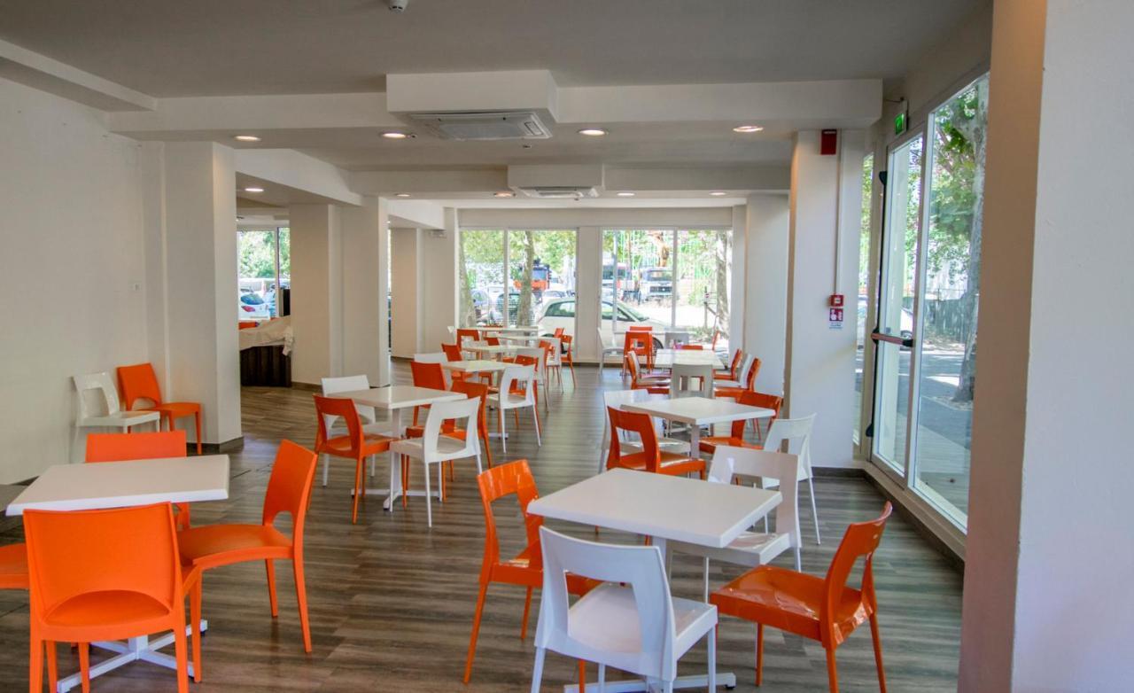 Union Park Hotel - Sul Mare Con Piscina Riscaldata -Idromassaggio -Spiaggia - Parcheggio 3*
